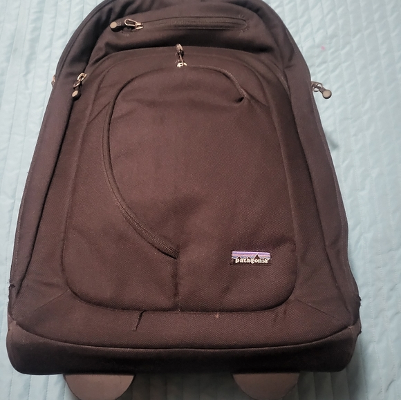 Patagonia Bags Patagonia Carry On Wheelie Duffe Poshmark